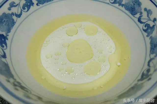 手把手教你做一款雙色戚風蛋糕,注意這幾點一準能成功