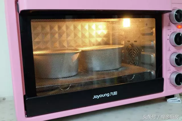 手把手教你做一款雙色戚風蛋糕,注意這幾點一準能成功