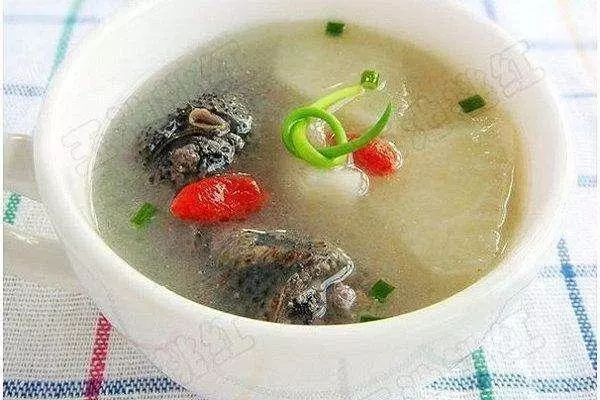 11種烏雞湯的做法,手腳冰涼就得喝一碗,滋補又好吃!