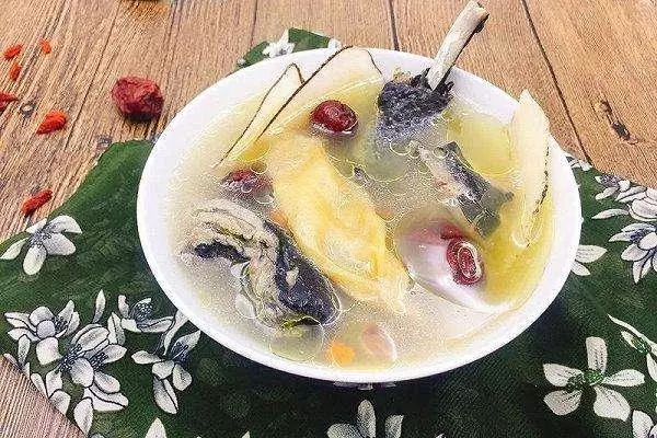 11種烏雞湯的做法,手腳冰涼就得喝一碗,滋補又好吃!
