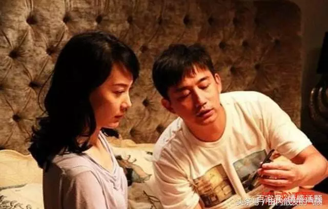 「老公對我百依百順,無意發現柜子底的房產證,我怒提離婚!」