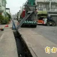 桃園站前百貨戰開打!統領廣場2天創6萬 人次