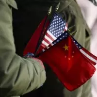 桃園站前百貨戰開打!統領廣場2天創6萬 人次