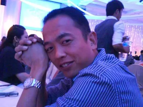 醉酒殺人!-華裔豬肉販神廟前被刺死
