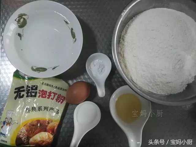 我炸油條不用發麵,放一天都不皮,家人吃了好幾年都不夠 !