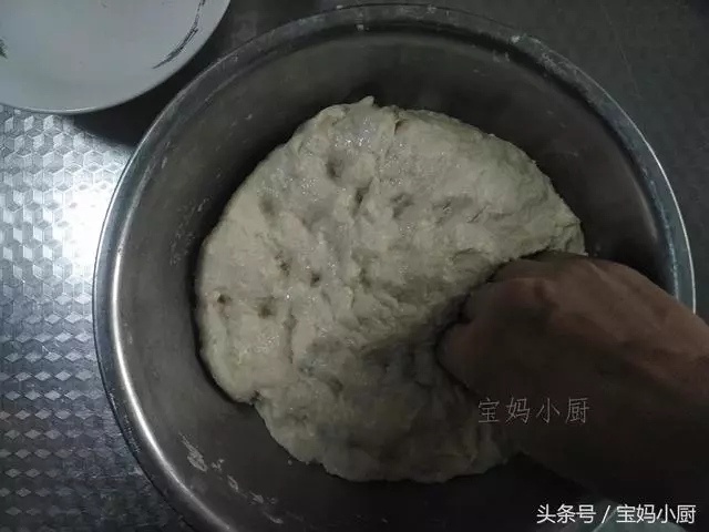 我炸油條不用發麵,放一天都不皮,家人吃了好幾年都不夠 !
