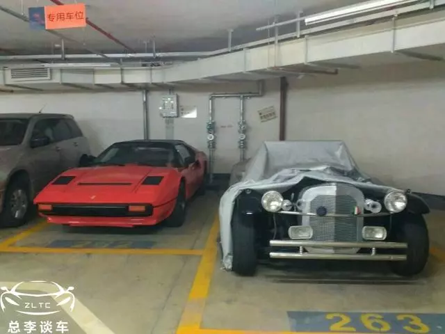 美國加州法拉利,出現在國內街頭,這車比拉法還稀有,難得一見