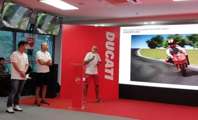 售價23.7萬起,好騎又智能的杜卡迪,Panigale V4系列國內正式發布!
