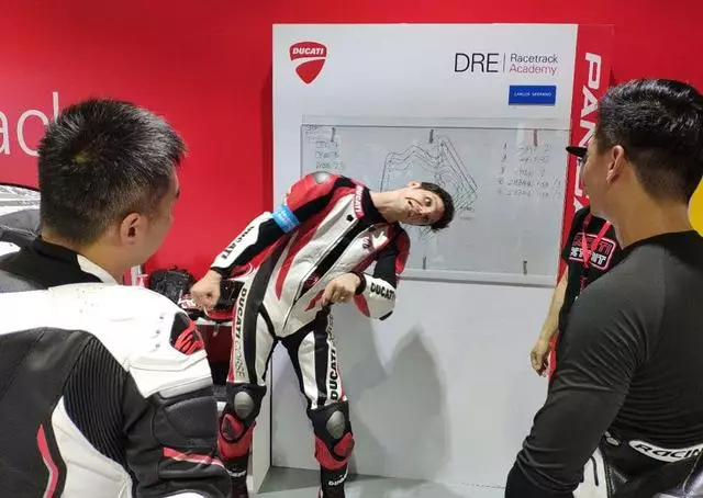 售價23.7萬起,好騎又智能的杜卡迪,Panigale V4系列國內正式發布!