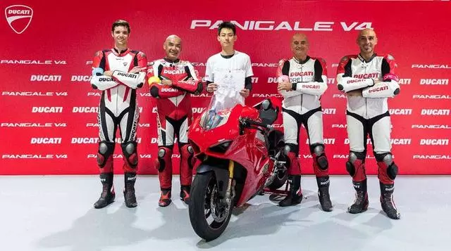 售價23.7萬起,好騎又智能的杜卡迪,Panigale V4系列國內正式發布!