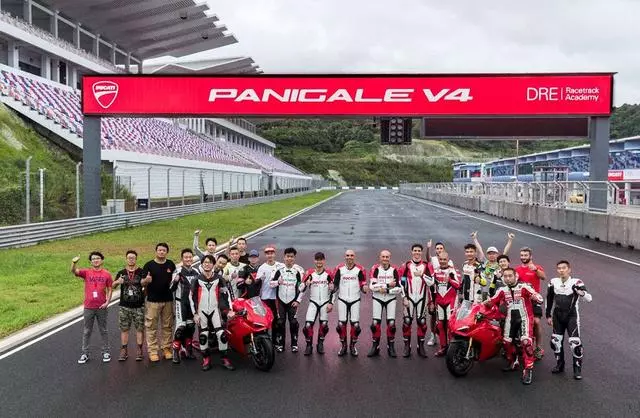 售價23.7萬起,好騎又智能的杜卡迪,Panigale V4系列國內正式發布!