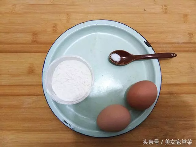 傳統的雞蛋餅過時了,這款網紅雞蛋餅做出來,讓別人對你刮目相看