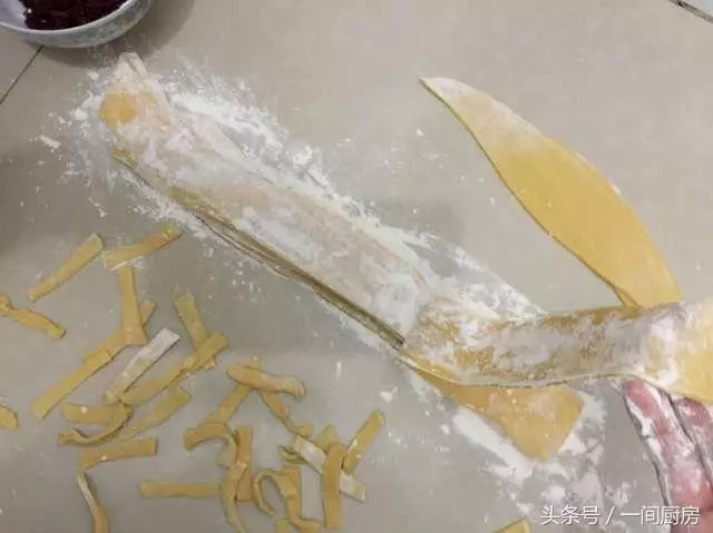 手把手教你做沙琪瑪,不含添加劑,比外面買的好吃多了