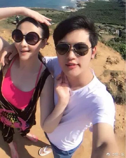 演藝圈又一對「姐弟戀」宣布結婚!「相差14歲」一度不被看好,如今讓人跌破眼鏡 -