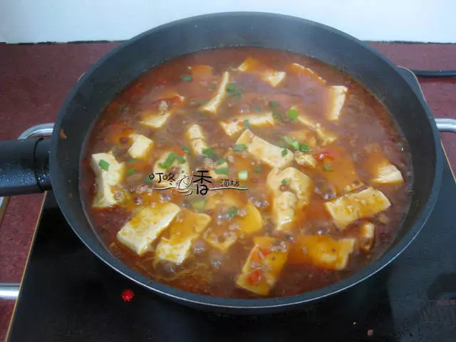 豆腐最好吃的做法,簡單煮一煮,比魚還香,營養又美味