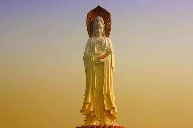觀世音菩薩化身老奶奶現身遼寧瀋陽