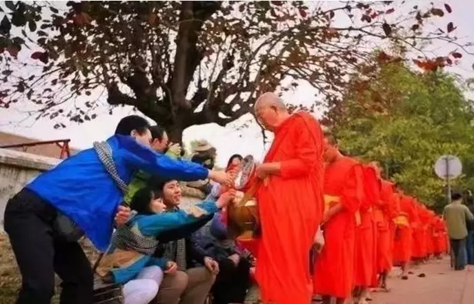 這樣來布施,好運一輩子!