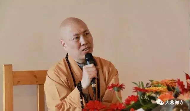 只念一句佛號夠嗎,需不需要再加經咒!