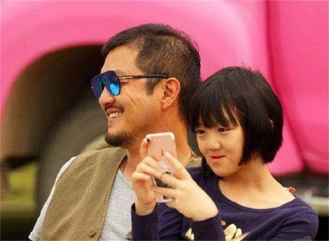 李嫣第三次兔唇微整,術後顏值恢復,網友:看完照片不想說話了