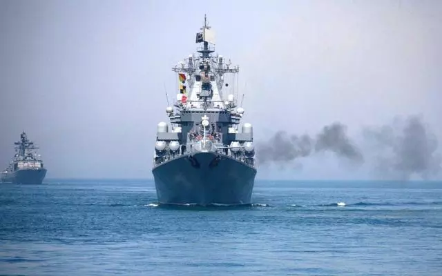 聲東擊西!大批俄戰機軍艦直撲日本,專家:對美發出警告信號
