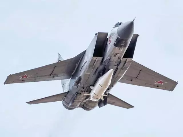 俄軍偵察機剛被擊落,戰鬥機又凌空爆炸,美:這不過是開始