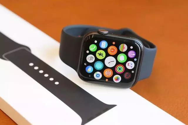 12799元iPhone Xs Max土豪金國行體驗!中國人最吃的套路它全占?