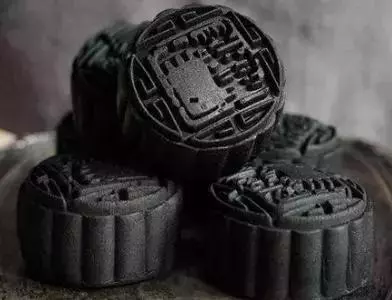 黑暗月餅大比拼,沒有最奇葩,只有更驚恐