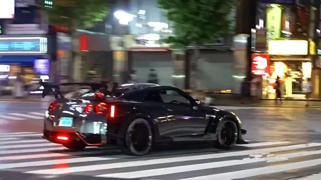 別再說日本人保守了,這些神奇的車在國內都看不到