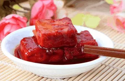 高血壓要遠離4種高鹽食物,3個調味料,1種肉,再想吃也要忍住