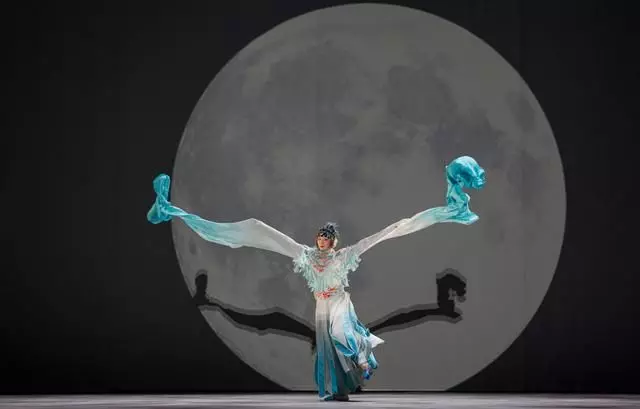 最年輕的國家一級演員現年34歲,圈內人:美的一塌糊塗!