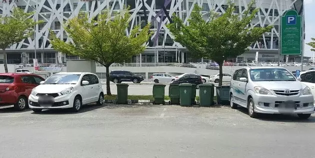 以身軀或物品霸占停車格 或被罰款2千或坐牢6個月!