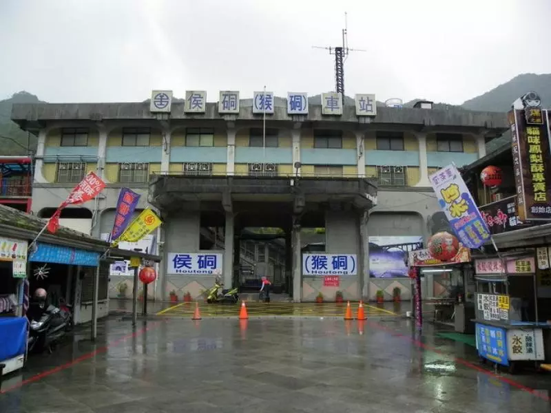 陸客痛斥「來了台灣,遺憾終生」惹怒台灣人!他用16萬字戳破「陸客減少真相」羞恥到想挖洞鑽 -