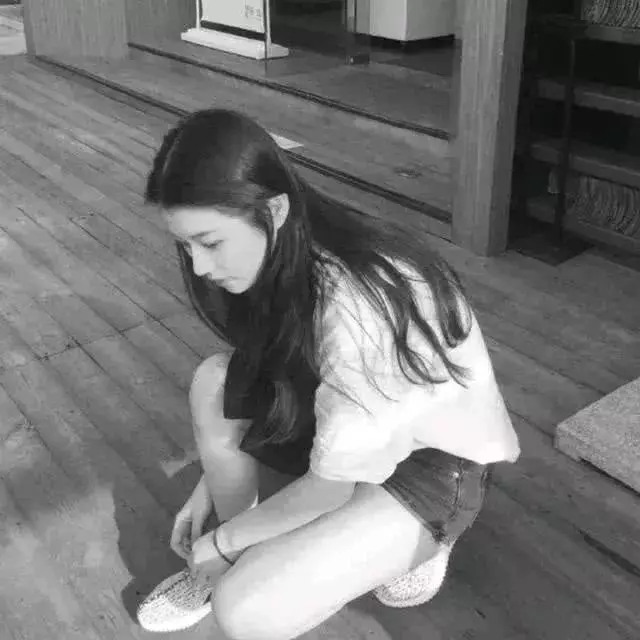 微信最近很火的句子:因為你太懂事,所以總受委屈