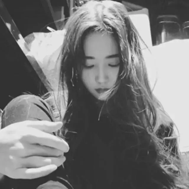 微信最近很火的句子:因為你太懂事,所以總受委屈