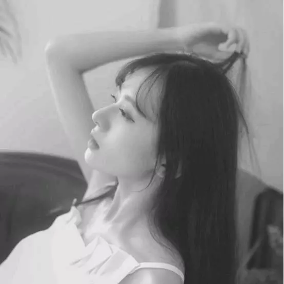 微信最近很火的句子:因為你太懂事,所以總受委屈