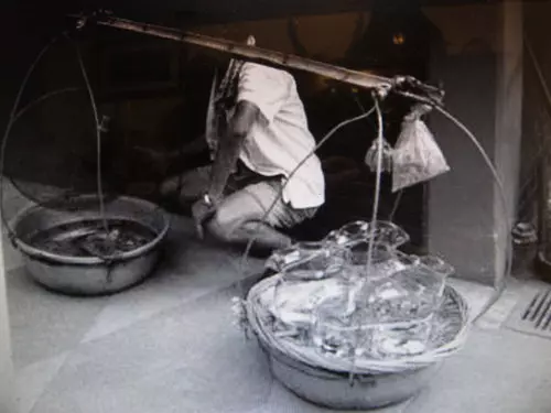 50年代的台灣是什麼樣子?看完這些老照片後,網友都感嘆:「雖物質缺乏,卻很有人情味!」