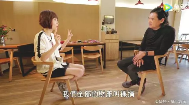 周潤發談妻子腹中胎兒7個月夭折,陳薈蓮一番話曝露夫妻真實狀態