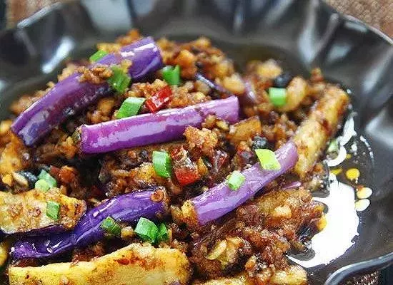 同樣是肉末茄子,為什麼我這碗就特別好吃?
