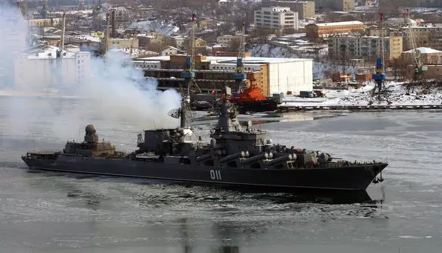 俄羅斯第一波報復出爐,幾十艘軍艦戰機出動,美國也難救以色列