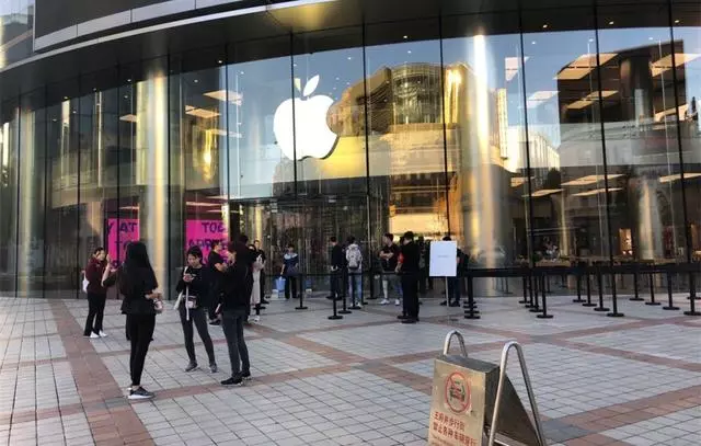 iPhone XS系列首發預冷,最失敗的蘋果手機?