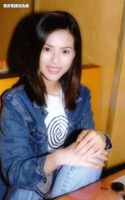 她是最美神仙姐姐,前男友破產她拚命還債無怨無悔,還清後被拋棄!