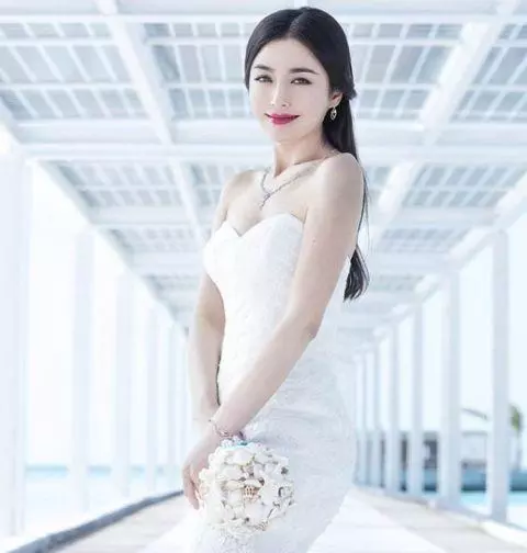 女星生孩子表情,楊冪享受,楊穎搞笑,圖4實在太真實!