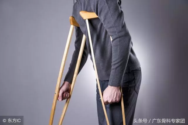 為什麼有人很容易就骨折?骨折的原因了解一下