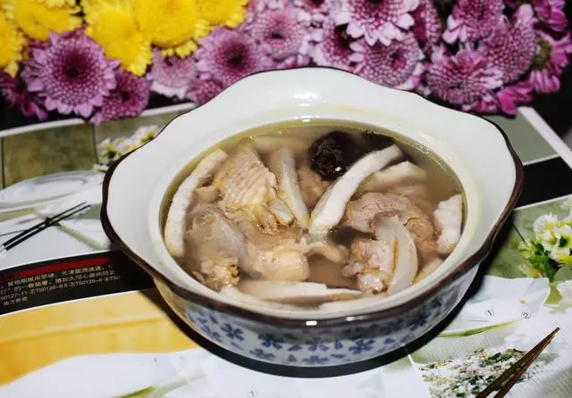 雞湯19種最營養的吃法,坐月子必備,味道濃郁,越喝越鮮美!