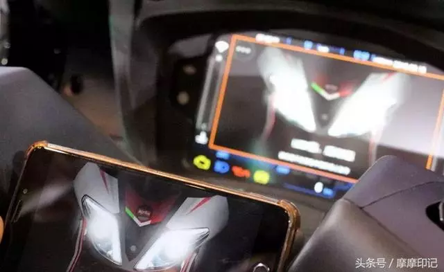 比亞喬發布全新SR MAX300踏板車,售價3.98萬!這價格令人唏噓!