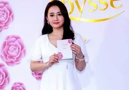 44歲瓊瑤女郎陳德容近照曝光:身材臃腫發胖 談生育順其自然!