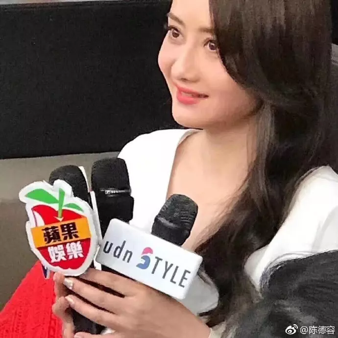 44歲瓊瑤女郎陳德容近照曝光:身材臃腫發胖 談生育順其自然!