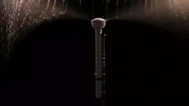 撐了三千年的雨傘,被一群中國學生徹底顛覆!