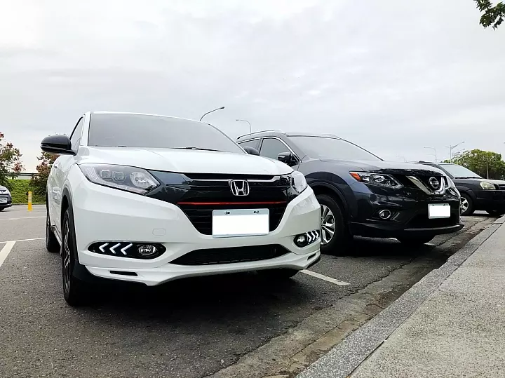 HONDA 2018 HR-V 選車及牽車一周心得
