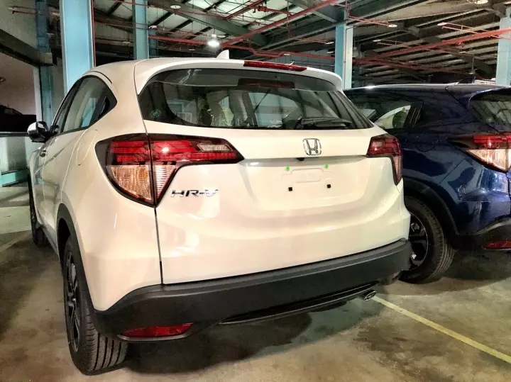 HONDA 2018 HR-V 選車及牽車一周心得